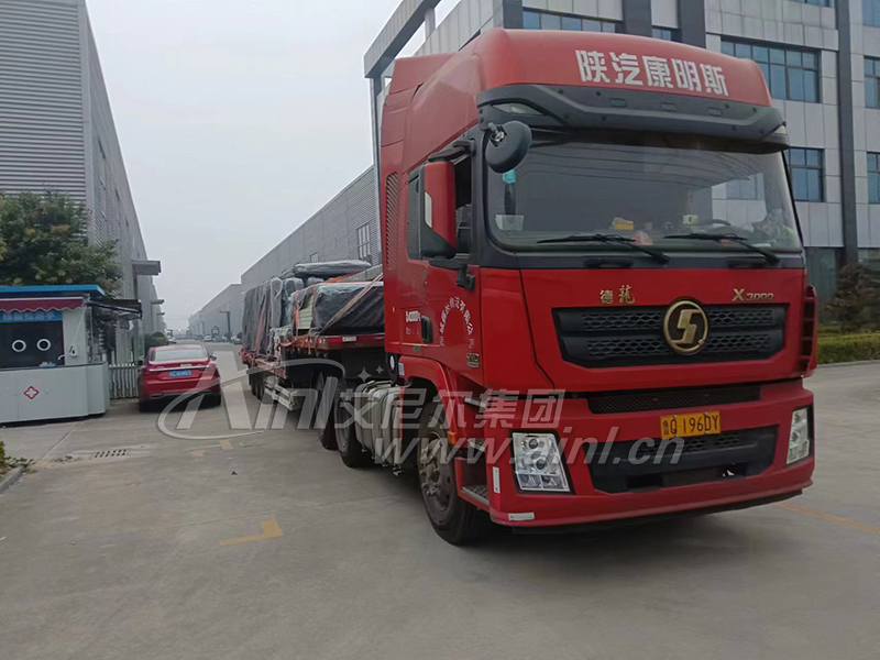 艾尼尔供应烟台候车亭成功发货！