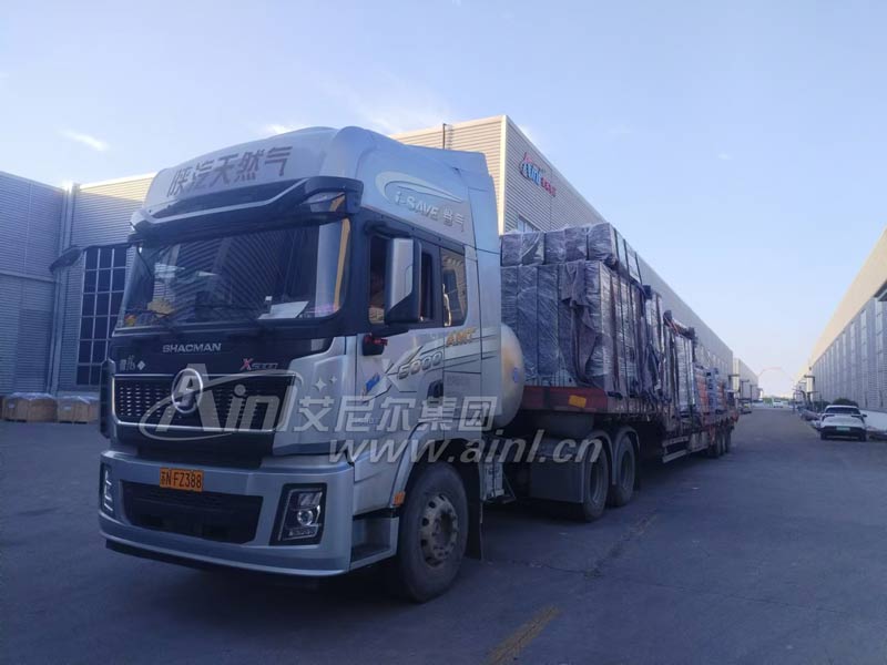 艾尼尔供应大亚湾候车亭成功发货！