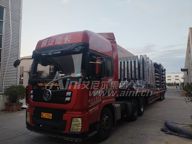 艾尼尔供应山东候车亭成功发货！