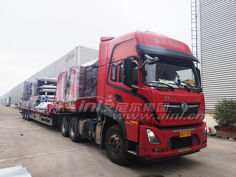 艾尼尔供应泉州候车亭成功发货！