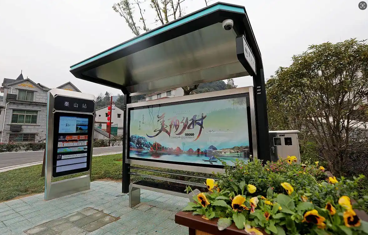 城乡候车亭的深度融合：科技赋能与文化传承的双重奏(图2)